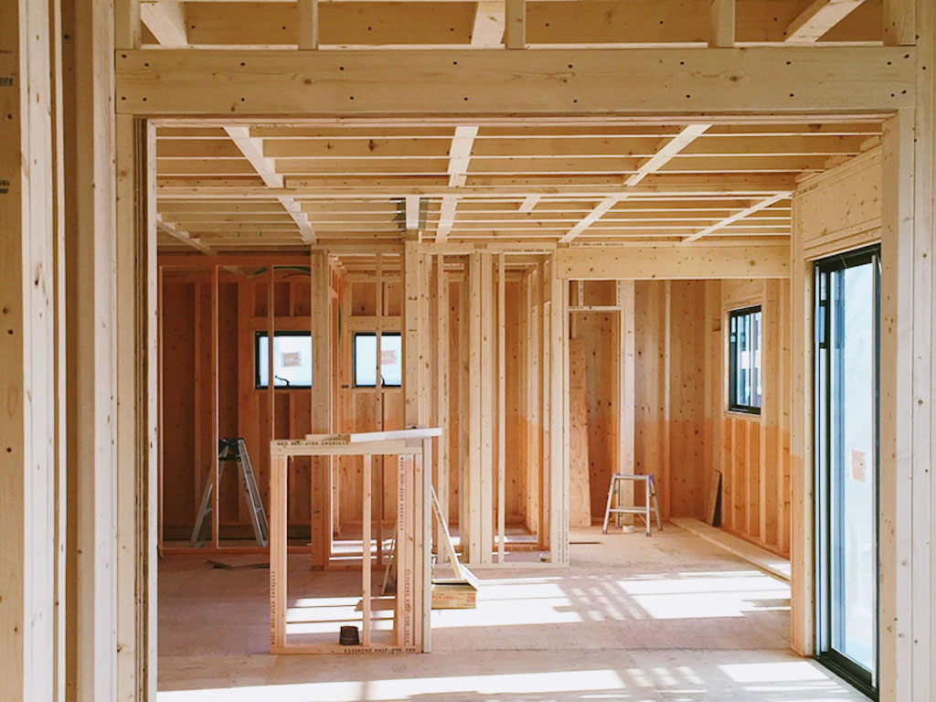 住宅の建築工法とは？在来工法・2×4・RC造の違いを比較！